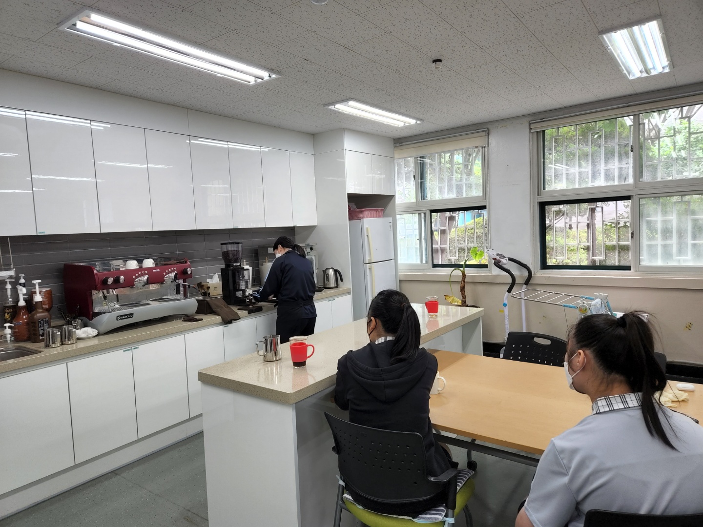 커피 교육으로 소문난 [국제커피교류협회 들여다보기] 2022년 "금옥여고"편 공개