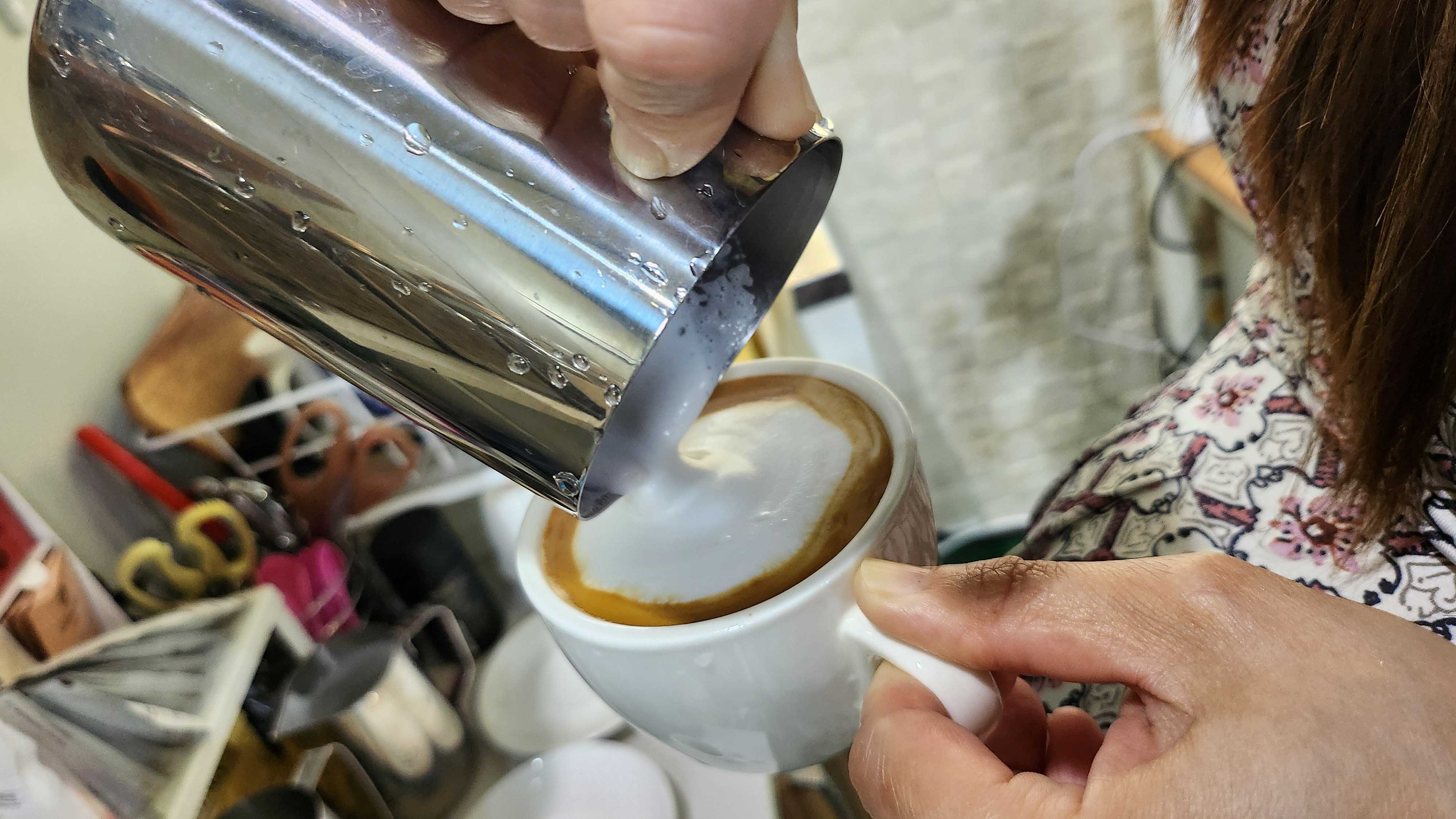 커피 교육의 마지막 과정 [국제커피교류협회 시험공간보기] 2024년 "카페더지니" 편 공개 ♥