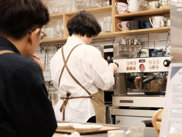 커피 교육의 마지막 과정 [국제커피교류협회 시험공간보기] 2025년 "로스팅하우스 허깅" 편 공개 ♥